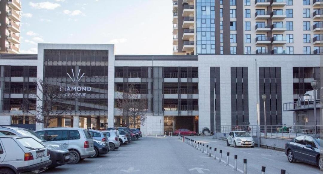 Nina Apartment Diamond Limak スコピエ エクステリア 写真